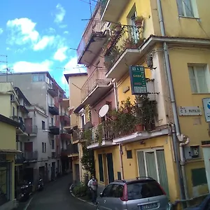 In Guest - Single With Shared Bathroom , Taormina Italia
